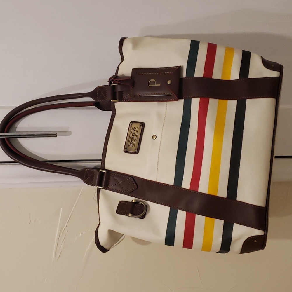 Pendleton Luggage Shoulder Bag